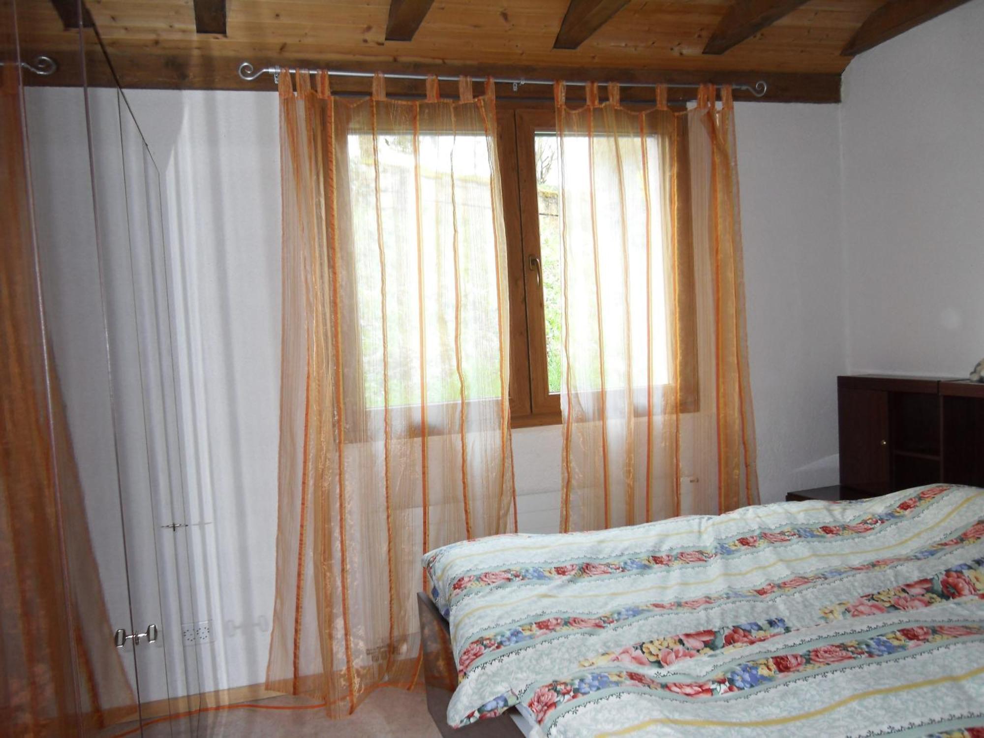 Hofstetten-Fluh Bed&Breakfast In Flueh חדר תמונה